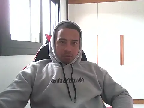 Snapshot of Juninho10c chatting on October 7, 3:35 pm Juninho10c online show from October 7, 3:35 pm