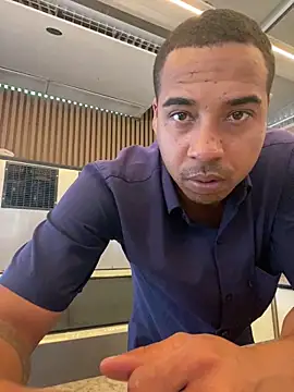 Juninho10c online show from December 15, 8:36 pm