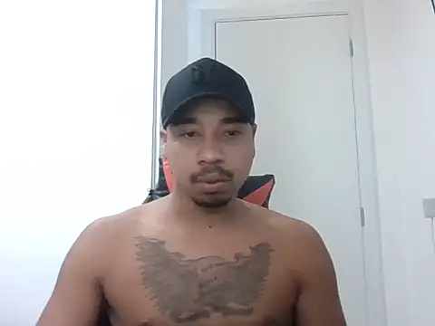 Juninho10c online show from November 17, 12:42 pm