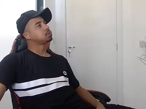 Juninho10c online show from November 13, 3:27 pm