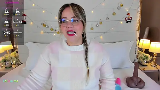 Charlotte93  online show from December 2, 11:56 am