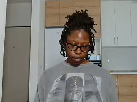 MadamIndigo online show from January 14, 11:25 am