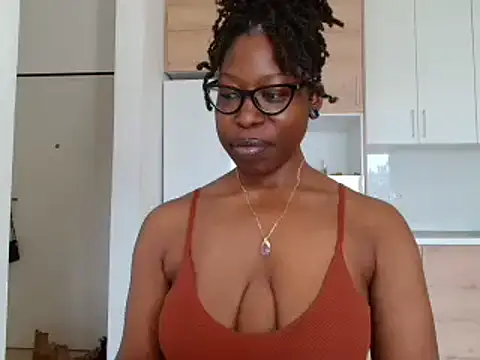 MadamIndigo online show from January 16, 11:14 am