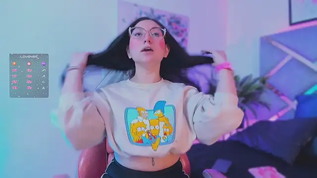 lucy neil online show from November 14, 2:37 am