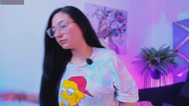 lucy neil online show from December 21, 11:34 am