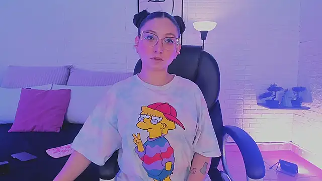 lucy neil online show from January 16, 2:37 am