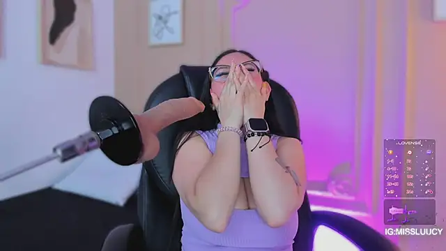 lucy neil online show from March 21, 8:30 am