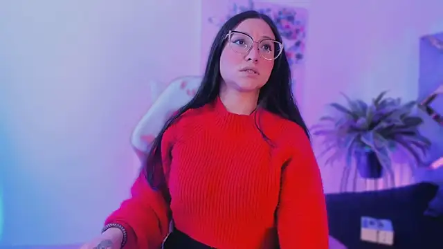 lucy neil online show from January 11, 2:40 am