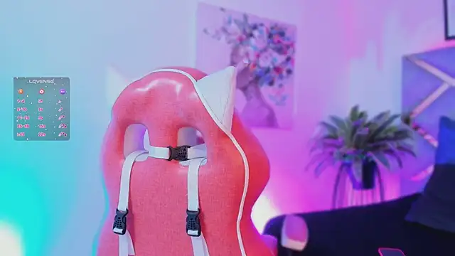 lucy neil online show from November 2, 2:38 am