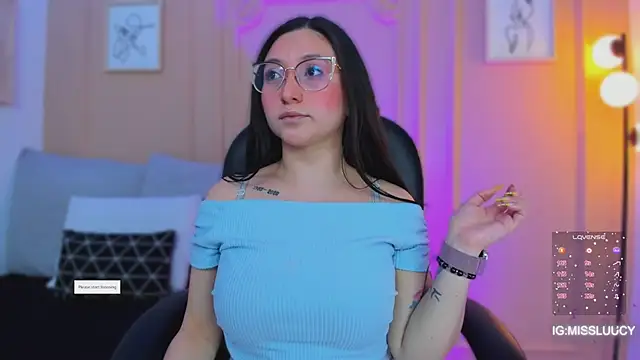 lucy neil online show from March 17, 2:36 am