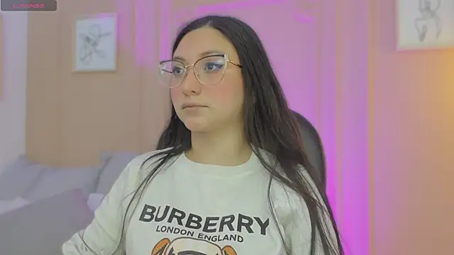 lucy neil online show from February 8, 2:31 am