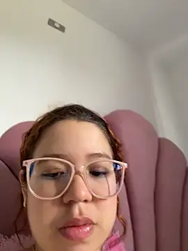 Snapshot of Lucyklein2022 chatting on July 12, 3:46 pm Lucyklein2022 online show from July 12, 3:46 pm