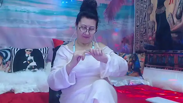 NightOrhideya online show from November 20, 7:25 pm