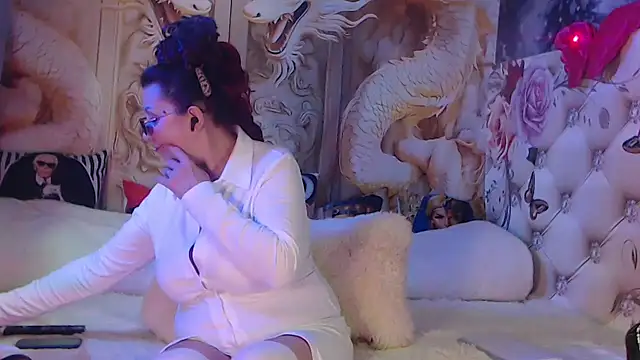 NightOrhideya online show from March 12, 4:55 pm