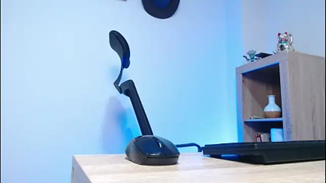 cowboyht online show from February 13, 6:35 am