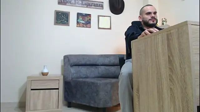 cowboyht online show from March 30, 9:27 pm