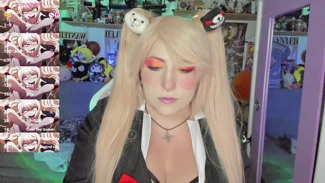 candyy new online show from April 16, 9:32 am