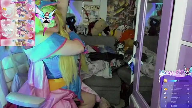 Snapshot of candyy_new chatting on March 13, 3:17 pm candyy new online show from March 13, 3:17 pm