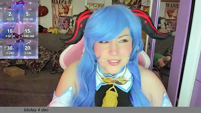 candyy new online show from December 19, 4:09 pm