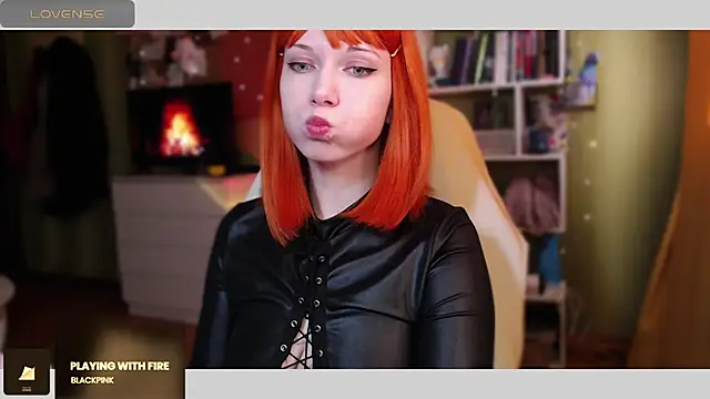 freya sunny online show from March 8, 5:07 am