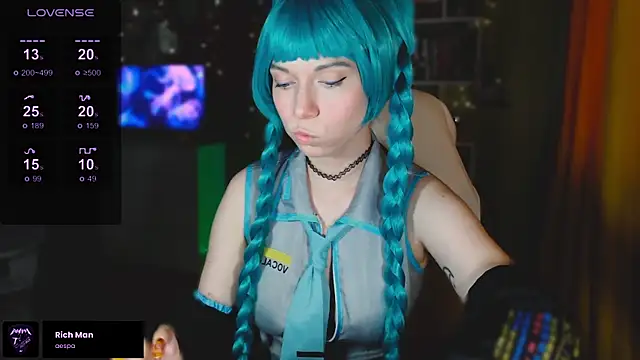 freya sunny online show from September 12, 10:15 am