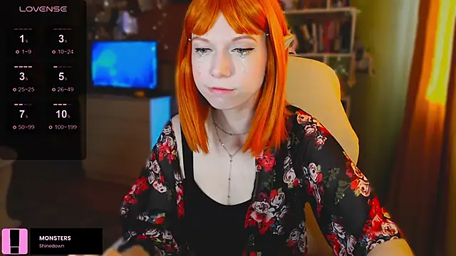 freya sunny online show from September 26, 5:14 am