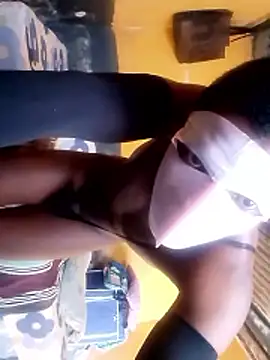 LULE37587001 online show from January 12, 10:11 am