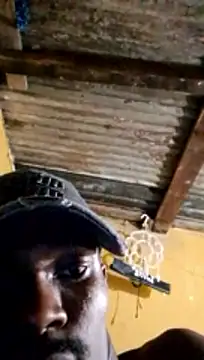 LULE37587001 online show from March 3, 8:49 pm