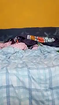 LULE37587001 online show from February 16, 2:59 pm