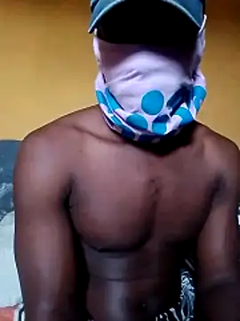 LULE37587001 online show from November 18, 11:35 am