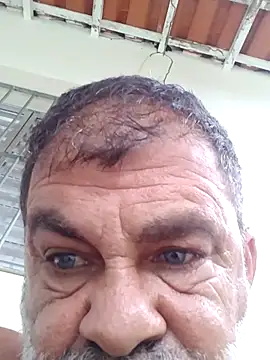 Snapshot of Peludo173317 chatting on December 1, 6:53 pm Peludo173317 online show from December 1, 6:53 pm