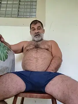 Peludo173317 online show from June 2, 6:41 pm