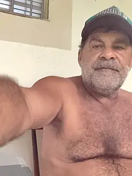 Peludo173317 online show from February 24, 6:31 pm