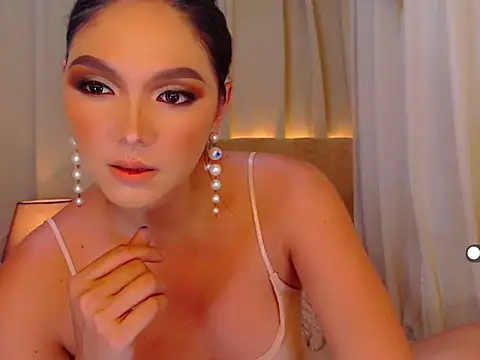 mistressseductionleah online show from April 2, 8:32 am