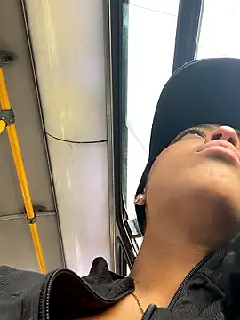 Snapshot of vaness_weet chatting on January 9, 8:38 pm vaness weet online show from January 9, 8:38 pm