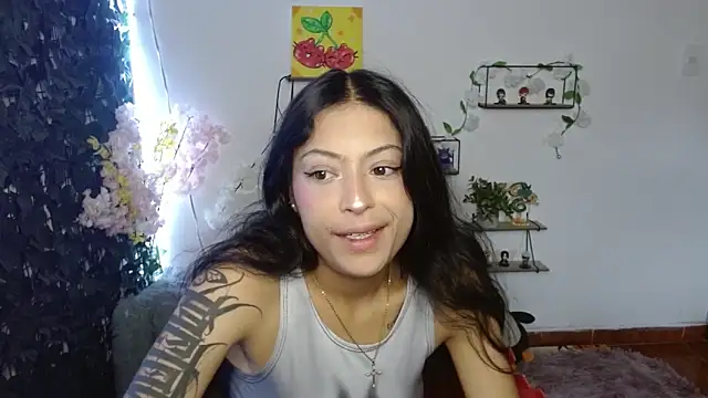 vaness weet online show from April 11, 7:50 pm