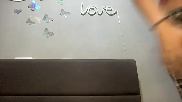 MeganTheRarest online show from November 8, 5:33 am