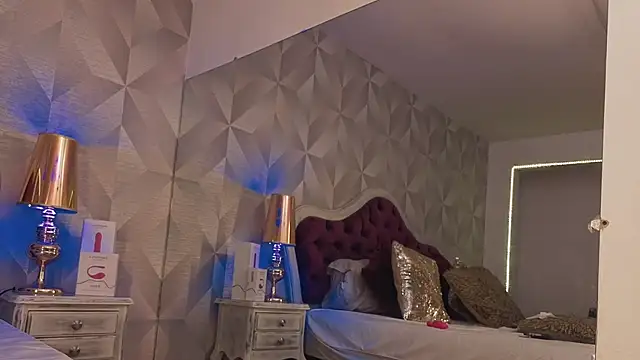 Snapshot of AmaranthaLovers_ chatting on November 8, 12:52 pm AmaranthaLovers online show from November 8, 12:52 pm