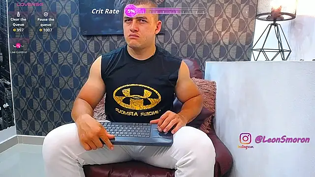 Leonsmoron online show from April 18, 3:42 am