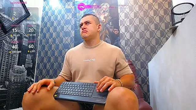 Leonsmoron online show from April 17, 3:09 am