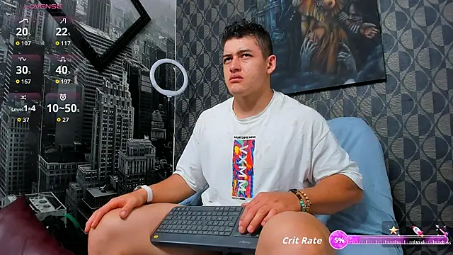 Snapshot of Leonsmoron chatting on November 14, 1:31 am Leonsmoron online show from November 14, 1:31 am