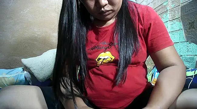 Snapshot of sweethotmom chatting on February 7, 4:59 am sweethotmom online show from February 7, 4:59 am
