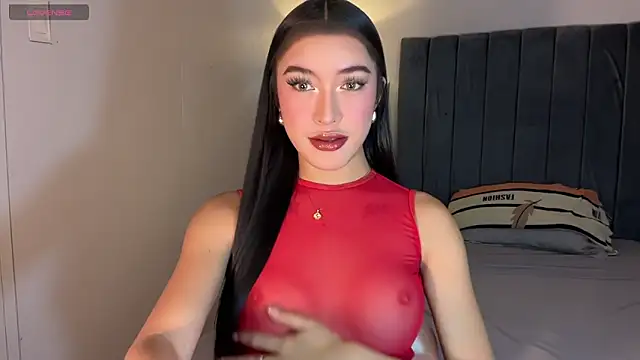 Snapshot of wiggle_nibble chatting on December 2, 9:16 pm wiggle nibble online show from December 2, 9:16 pm