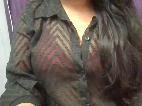 Roopshikha39 online show from May 7, 7:28 pm