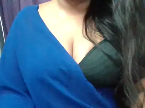 Snapshot of Roopshikha39 chatting on June 7, 6:35 pm Roopshikha39 online show from June 7, 6:35 pm