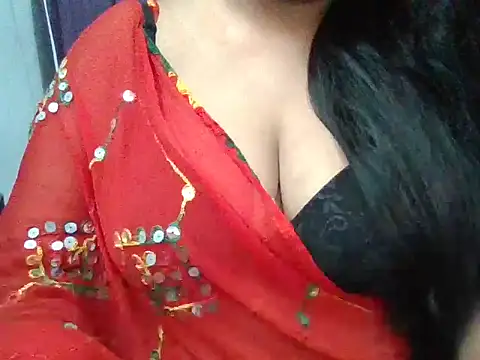 Snapshot of Roopshikha39 chatting on June 4, 6:45 pm Roopshikha39 online show from June 4, 6:45 pm