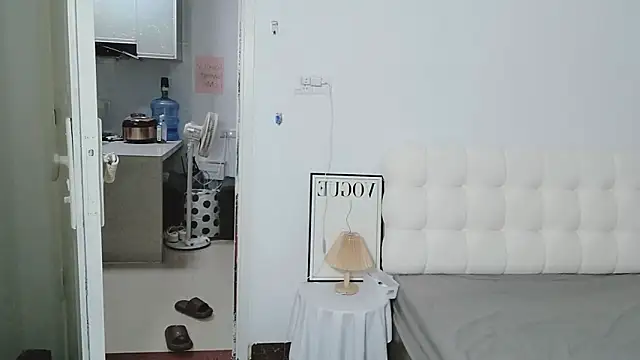 Snapshot of QiuPeiPeimmm chatting on December 1, 3:24 pm QiuPeiPeimmm online show from December 1, 3:24 pm