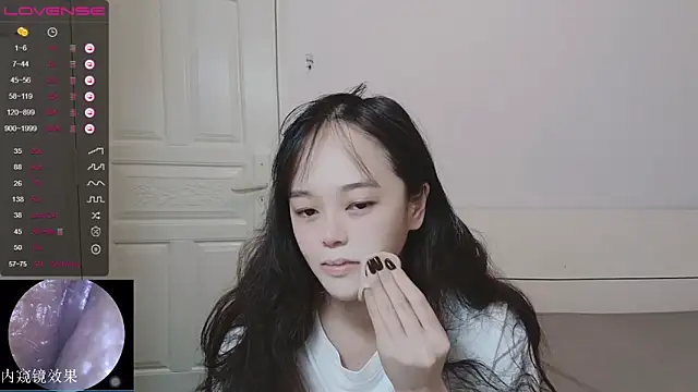 Snapshot of QiuPeiPeimmm chatting on October 24, 11:15 pm QiuPeiPeimmm online show from October 24, 11:15 pm