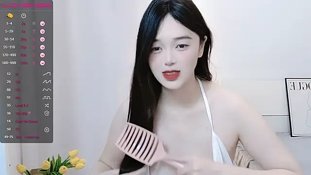 Snapshot of QiuPeiPeimmm chatting on March 6, 1:57 pm QiuPeiPeimmm online show from March 6, 1:57 pm