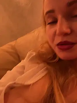 Snapshot of Lady__Maria chatting on February 24, 3:42 pm Lady Maria online show from February 24, 3:42 pm
